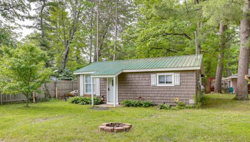 Updated Wellston Cabin, Walk to Lake Beach and Dock! - Foto 3