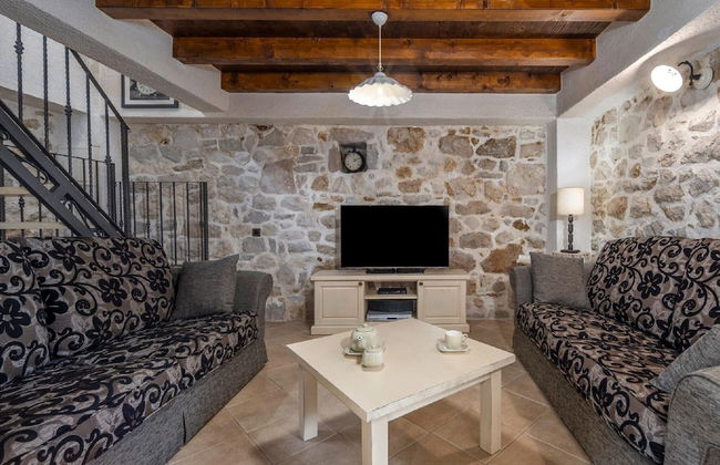 Villa in Posedarje With Private Pool - Foto 16