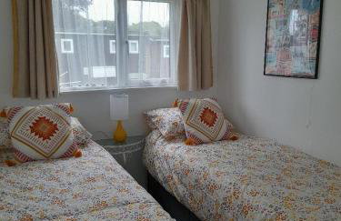 'Retro Retreat' Holiday chalet in the Norfolk Broads - Photo 8