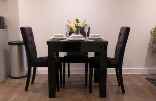 Luxury Mcr 2bed,2bath Apartment- Central location! - Foto 6