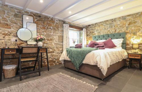 The Hayloft - Photo 16