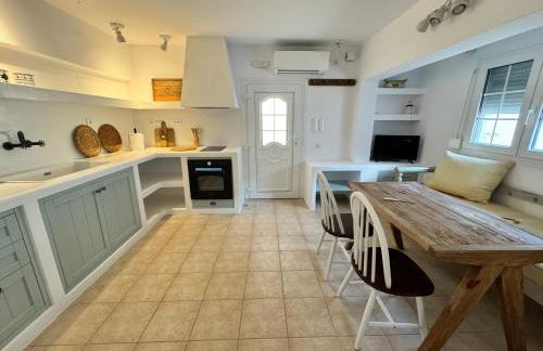 Leonidas House Renovated 2024 - Foto 4