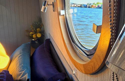 Dragonfly at Aston Marina - Photo 14