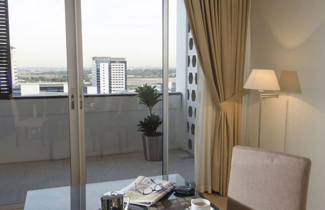 The Apartments Dubai World Trade Centre - Photo 10