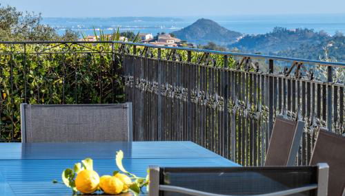 Luxury Villa for 8, private pool, airco, sea and mountain views - Foto 3