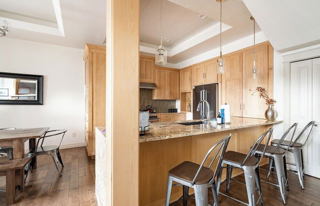 Rooftop Deck Walk to River Downtown Fire pit - Foto 19