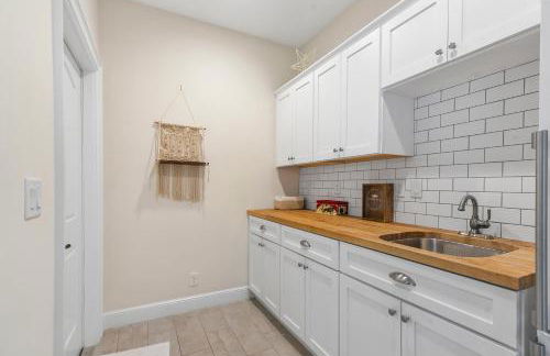 Spanish 4BR Compound w Casita & Private Yard - Foto 50