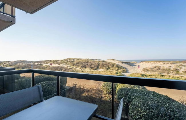 Apartment With Balcony and sea Views - Photo 12