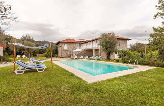 Eido do Carvalhoso - Foto 1