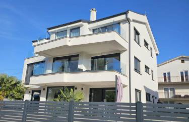 Villa Mara - Photo 1