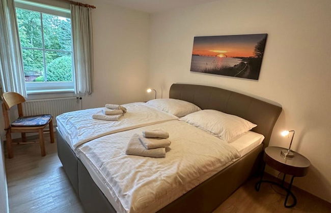 Coastal Comfort With Garden - Photo 3