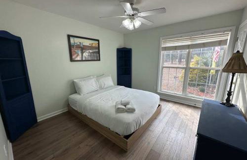 Whispering Waters Hideaway - Foto 26