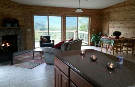 Cozy Riverside Cabin with Private Hot Tub in Rileyville, Virginia - Photo 11