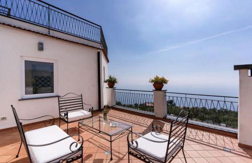 Villa Chez Piè Panoramic Views Pool and Guest Services - Foto 40