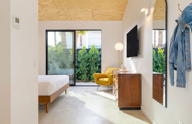 Blackhaus Suites by AvantStay – Modern Comfort in Downtown Palm Springs - Foto 4