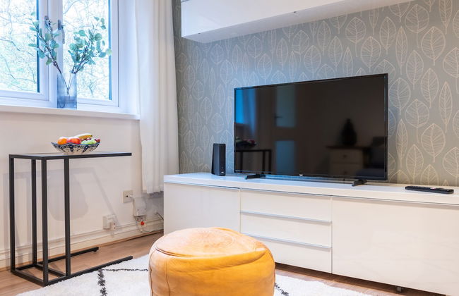 Llansannor Drive by Tŷ SA - Free Parking - Photo 18