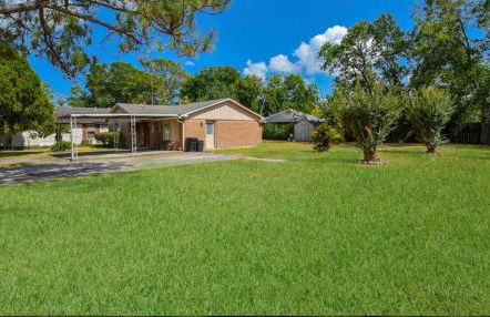 1700 SQFT Baytown Comfy Corporate Budget Oasis - Foto 8