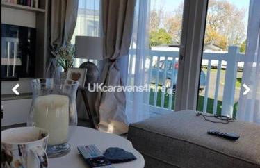 Susie's Beautiful Caravan near the sea - Foto 7