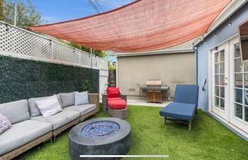 Chic Venice Beach Bungalow Steps from the Canals & Beach - Foto 4