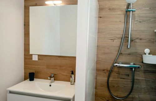 Tribord Bâbord draps fournis Parking WIFI - Foto 12