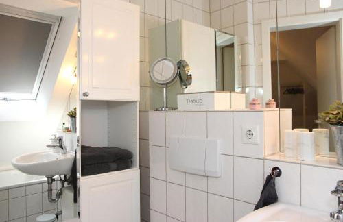 Seeloft mit Balkon, Seeblick, 300m zum See - Photo 5