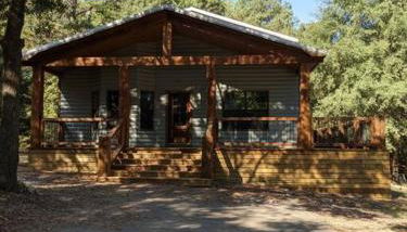 Lofted Pines Fun Family Friendly Cabin - Foto 2