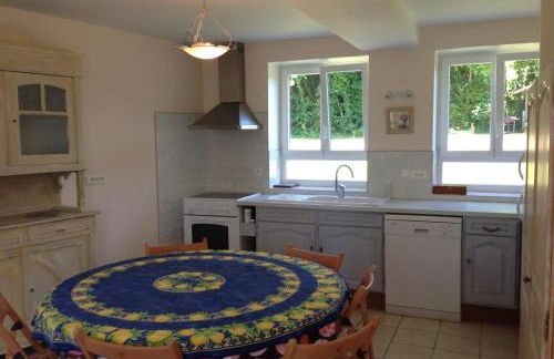 Farmhouse in Boncourt with Private Garden - Foto 12