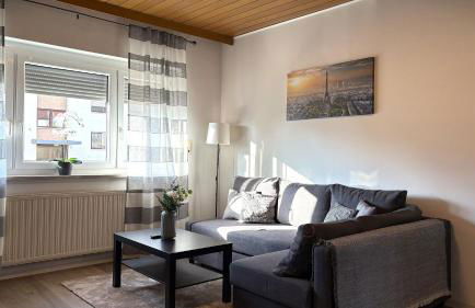 Helle gemütliche 3-Zi-Whg mit Terrasse und Gartenzugang - Foto 1