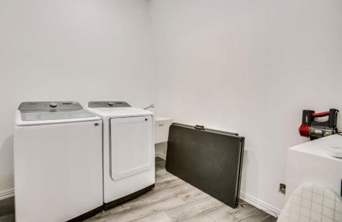 Unique Country Getaway in Angie with Covered Patio! - Foto 11