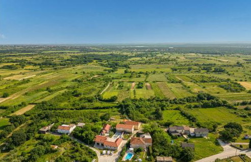 Four-Bedroom Holiday Home Lovinac With An Outdoor Swimming Pool 09 - Foto 22