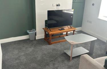 3 Double Bedroom Home-Sleeps 8 - Castle Donnington - Foto 22