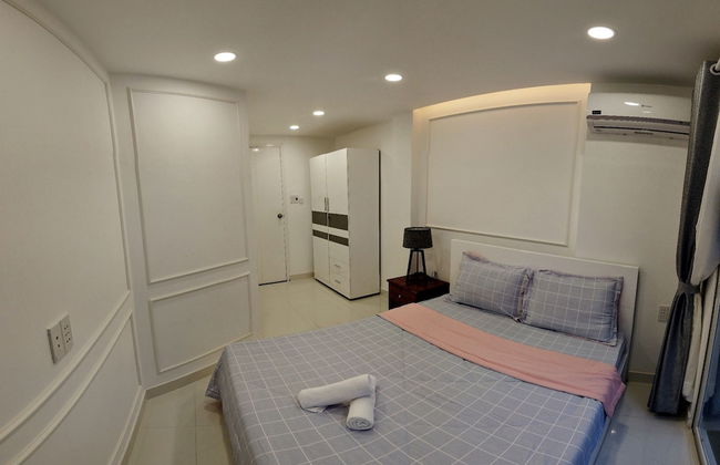 Smiley Apartment 8 - Photo 35