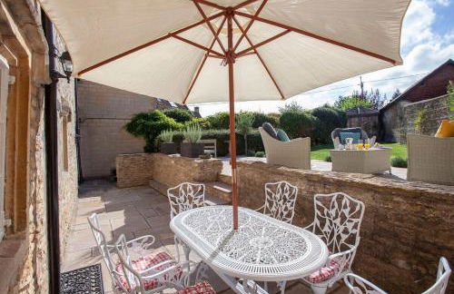 Charming Country House Nr Bath - Photo 55