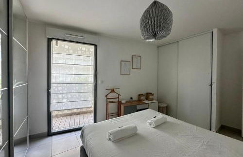 The Jacques Coeur- Vue climatisation et parking ! - Photo 19