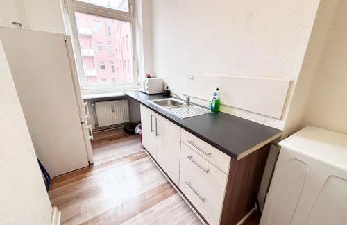 1Room Flat with Kitchen Near Neukölln & Kreuzberg - Photo 3