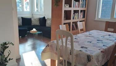 Appartement proche centre-ville, parking gratuit - Foto 2