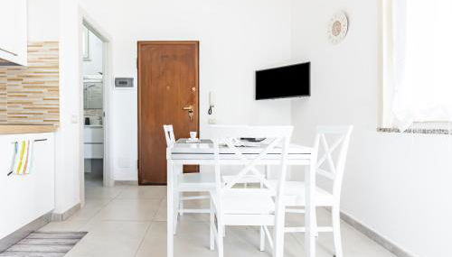 GuestHost - Comfy Apartment close to the Station with Courtyard - Foto 4