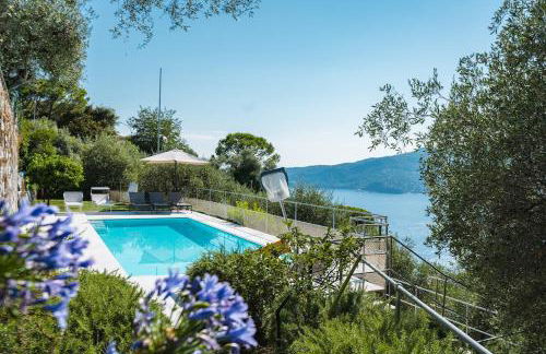 Villa with Pool - Unique Sea View - Free Parking - Foto 46