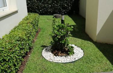 Luxury villa with private heated pool, garden and views of the sea and mountains. - Photo 37