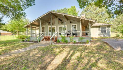 Yard, Deck and Fire Pit Cedar Creek Reservoir Gem - Foto 1