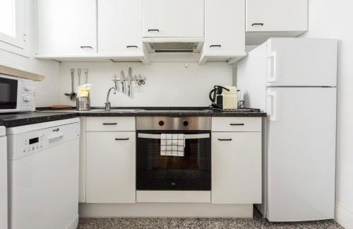 Apartamentos Alcalá - Photo 4