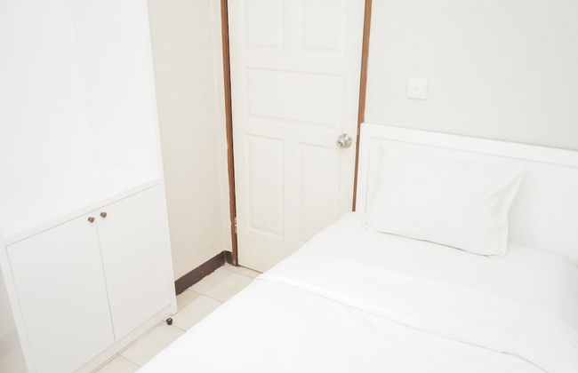 Comfy 2BR High Floor Apartment at Mediterania Palace Residences - Foto 10