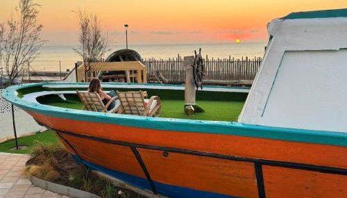 Barco - casa con jardín privado frente al mar - Foto 5