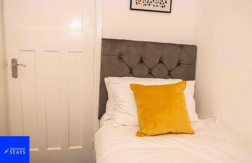 2ndHomeStays- Stoke-on-Trent-A Serene 3 Bed House with a Garden View-Suitable for Contractors-Relocation Families-Group of Friends-Sleeps 6 - 16 mins to J15 M6 and 36 mins to Alton Towers Resort - Foto 39