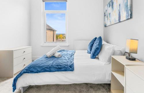 The Royal Stay at Queens Hill Sleeps 10 - Foto 34