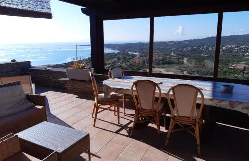 Panoramic villa on top of Capo Falcone - Foto 79