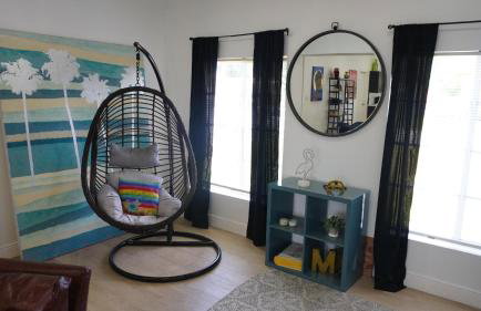 Charming Historic Home with Modern Comforts - Foto 12