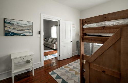 Bluewater Downtown Cottage - Foto 37