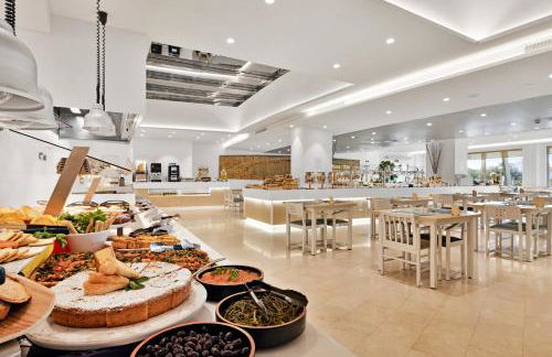 Aparthotel Fontanellas Playa - Photo 88