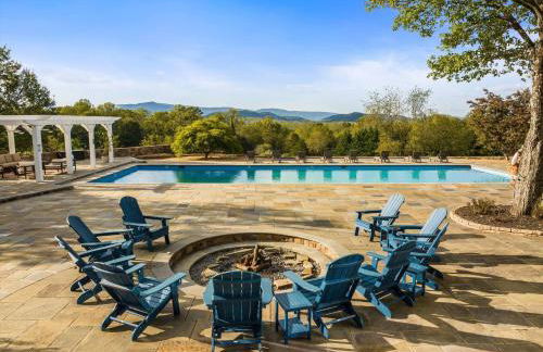 Mountain Mama Ranch - Luxury farmhouse on 200 acres with mountain views, 20mins to Shenandoah, 90mins from DC - Foto 3